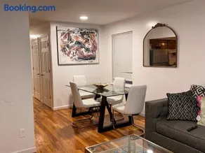 Ridgewood Luxury 3 KINGS by EWR 4 mins W parking - Image 2