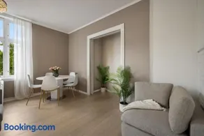 6-rooms apartment in city center w balcony - Image 1