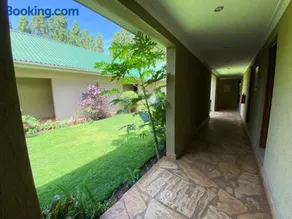 Sangana Lodge - Image 5