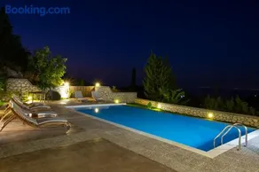 Drimonari Villas - Image 2