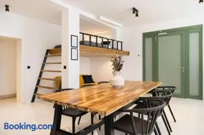 Loft Altstadt mit Sandstein Gewölbe und Parkplatz - Image 2