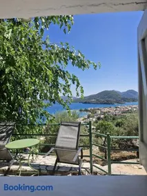 Blue Horizon Rock-Sea View Apartment in Nidri - Image 2