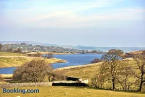 Finest Retreats - Blackton Farmhouse - Image 5