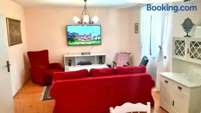 Central & Vintage Apartment Sinj - Image 1