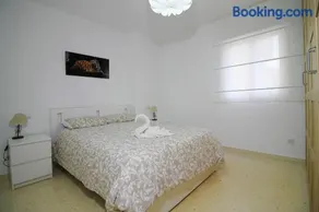 Apartment Avenida Miramar - Image 2