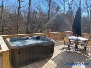 Cozy Cabin - Hot Tub - State Park - Near Lake - Image 3