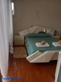 Nikos apartment - Image 2