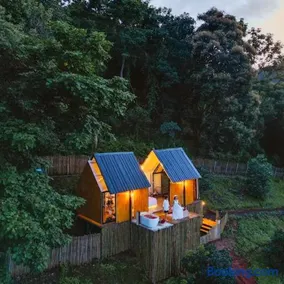Dandelion Cabin - Image 1