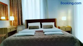 Hause Zorbas - Image 3