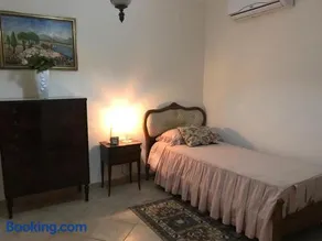 La Gardenia - Image 2