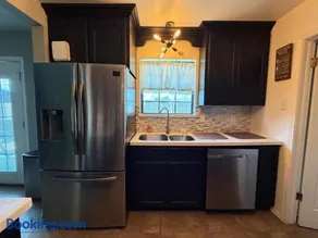 Spacious Family Friendly Home - 10 plus beds, Near DFW Airport, ATT Stadium, Six flags amusement parks - Image 2
