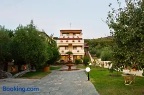 Seydnaya Apartments & Studios - Image 2