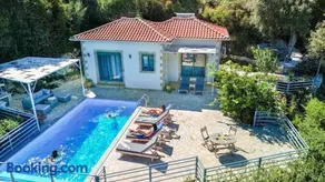 Aloni Villas Sea View - Image 1
