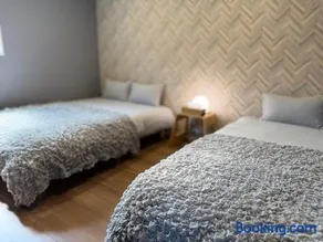 八ヶ岳エリアにある森の中の1軒屋バーベキューで団欒檜風呂でゆっくりした時間を過ごす - Image 1