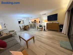 Luxury 1BR Condo Near Palm Harbor Beach – Sleeps 4, Gated Community - Image 3