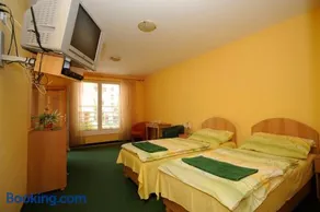 Hotel City - Image 2