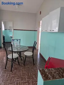 Casa confortável e central - Image 5