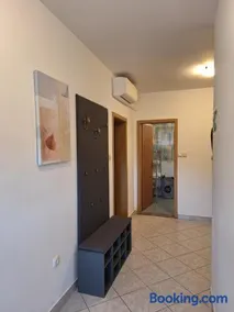Guest House Surina - Image 5
