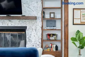 Charming Modern Home - Image 2