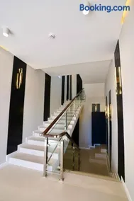 Sherline Hotel - Image 4