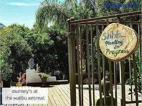 Boho Chic Malibu Retreat Estate Salt Pool Yoga - Image 4