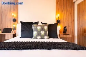 Prime location Ritzy Umhlanga Bachelor - Image 4