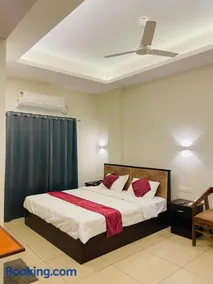 Hotel studio house - Image 2