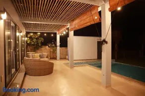 Phan Thiet Beachfront Garden Villa - Image 1