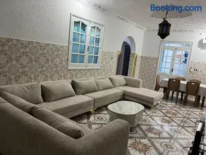 MAHDIA REJICHE MAISON AVEC PISCINE privee - Image 1