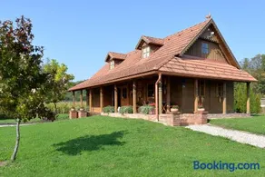 Old Oak House with pool - Image 2