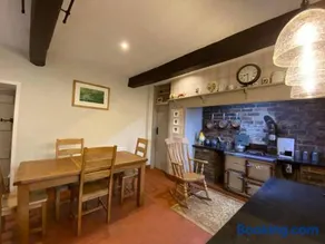 Farmhouse Cottage set in beautiful countryside - Image 2