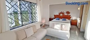 Amuse Bush Villa - Image 2