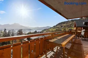 Appartement chalet avec balcon et vue sur les Alpes - Image 2