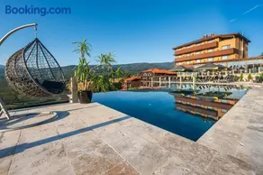 Katalina Resort - Image 1