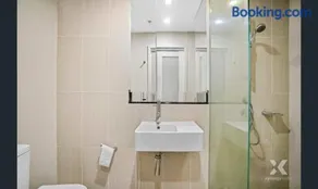Yarra Luxe Free Pool Spa Sauna Gym SAGA Stays - Image 4