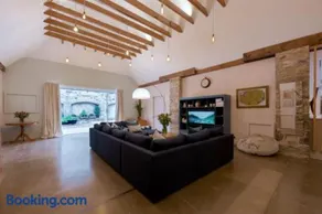 Menzies Steading - Image 3