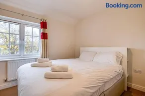 Cosy 2 Bedroom Home in Wigan - Image 4