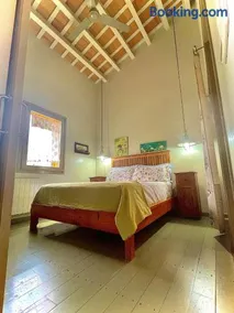 Casa familiar duplex y parking gratis - Image 4