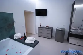 Suite Dreams Luxury - Image 4