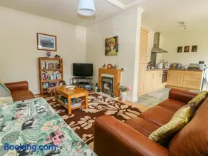 Richmond Cottage - Image 2