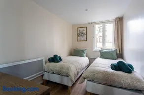 Logement moderne, luxueux, Hyper centre - Image 3