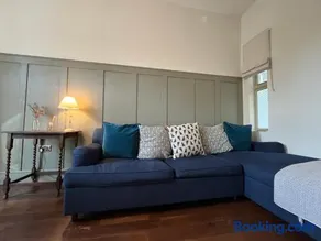 Glenesk Flat 2 with private courtyard - Image 3