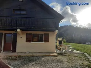 le face au tremplin Appartement 5 pers entièrement rénové dec 2022 classé meublé de tourisme 3 étoiles emplacement unique a Autrans proche du village prestations de qualité - Image 2