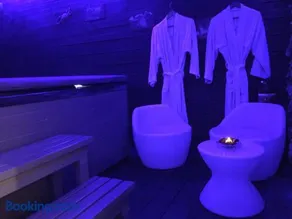 Dépendance cosy climatisée jacuzzi diner aux chandelles - Image 3