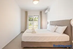 CrossRhodes Villas - Image 2