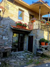 Lobios House - Image 1