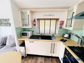 Luxury 2 Bedroom Caravan OG32, Shanklin, Isle of Wight - Image 5