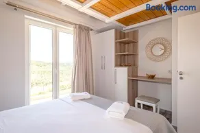 ALMA HILLS Gialova - Image 3