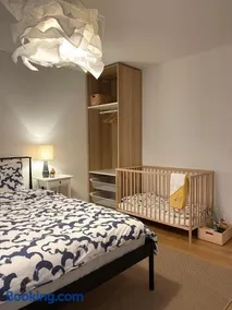 NEW renovated 2BR City Apartment - Image 3