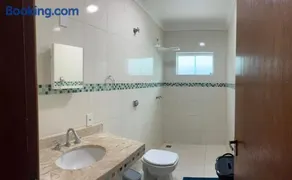 Casa individual com 3 quartos, ar-condicionado e garagem - Image 2